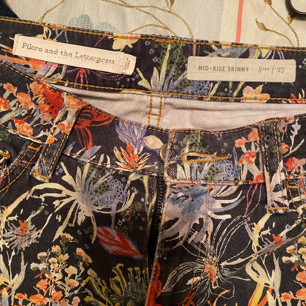 Pilcro and the Letterpress Floral Skinny Pants - Multicolor - Picture 8 of 8